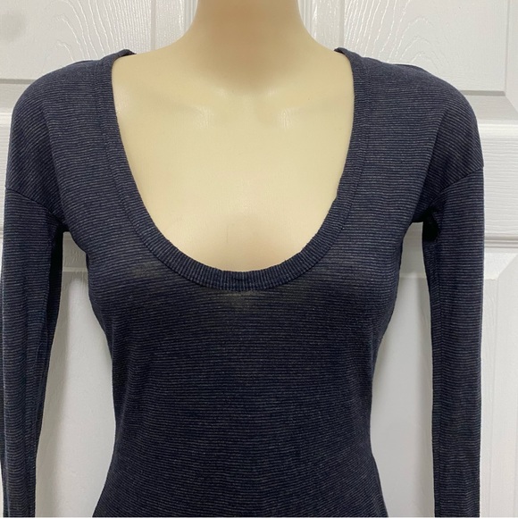 NWOT James Perse Pullover Modal Blend Womens Top Long Sleeve Navy Size 0 (XS) - Picture 3 of 8